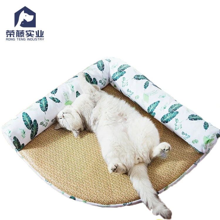 

Summer Modern Dog Pet Products Waterproof pet beds & accessories