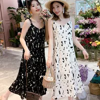 

Strapless gown in the summer of 2020 the new fashion temperament of print dress super seaside resort summer female