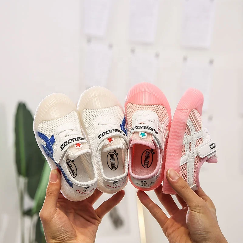 

2020 factory sale 2-6 years fly knitting breathable jelly outsole anti-slip small baby girls footwear summer shoes