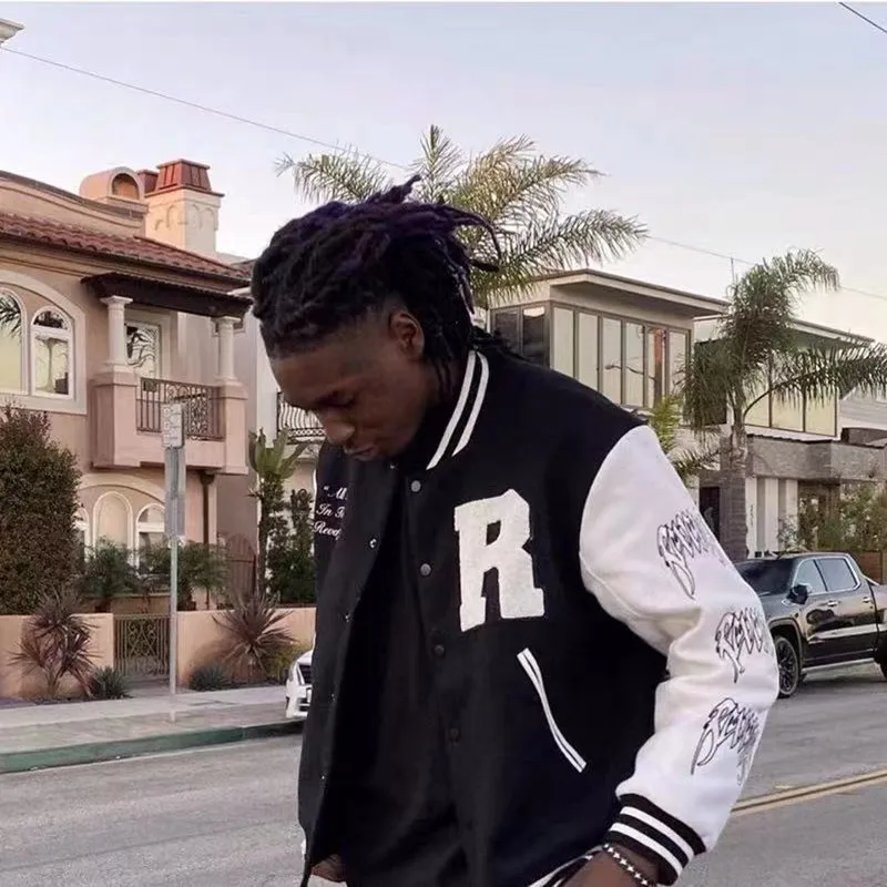 

Wholesale Chaqueta Hombre Travis Scott Letterman Varsity Jackets Hip Hop Skull Embroidery Letter Oversized Men'S Baseball Jacket, Picture