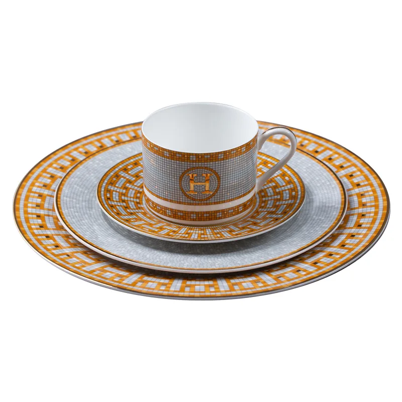 

Wholesale Decoration Plate Exquisite Restaurant Good Quality Gold Plate Flat, Customized color