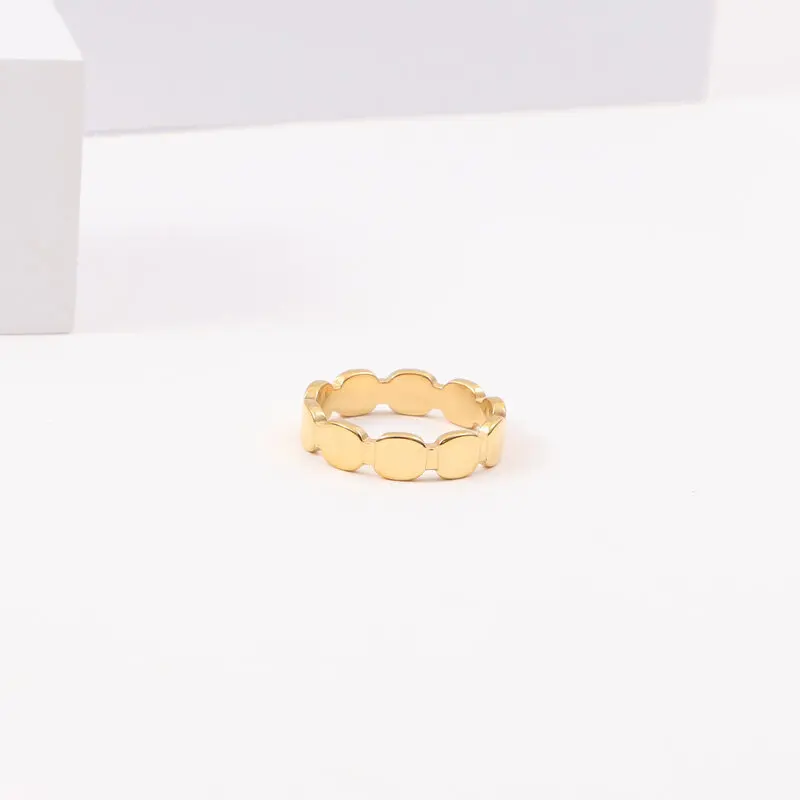 High End 18K Gold Plated Gold Oval Joint Band Ring for Women Stainless Steel Jewelry