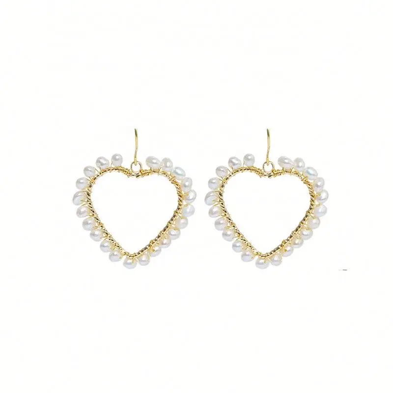 

Heart Shaped Cutout Pearl Earrings Fashion Temperament Women's Earrings, Picture