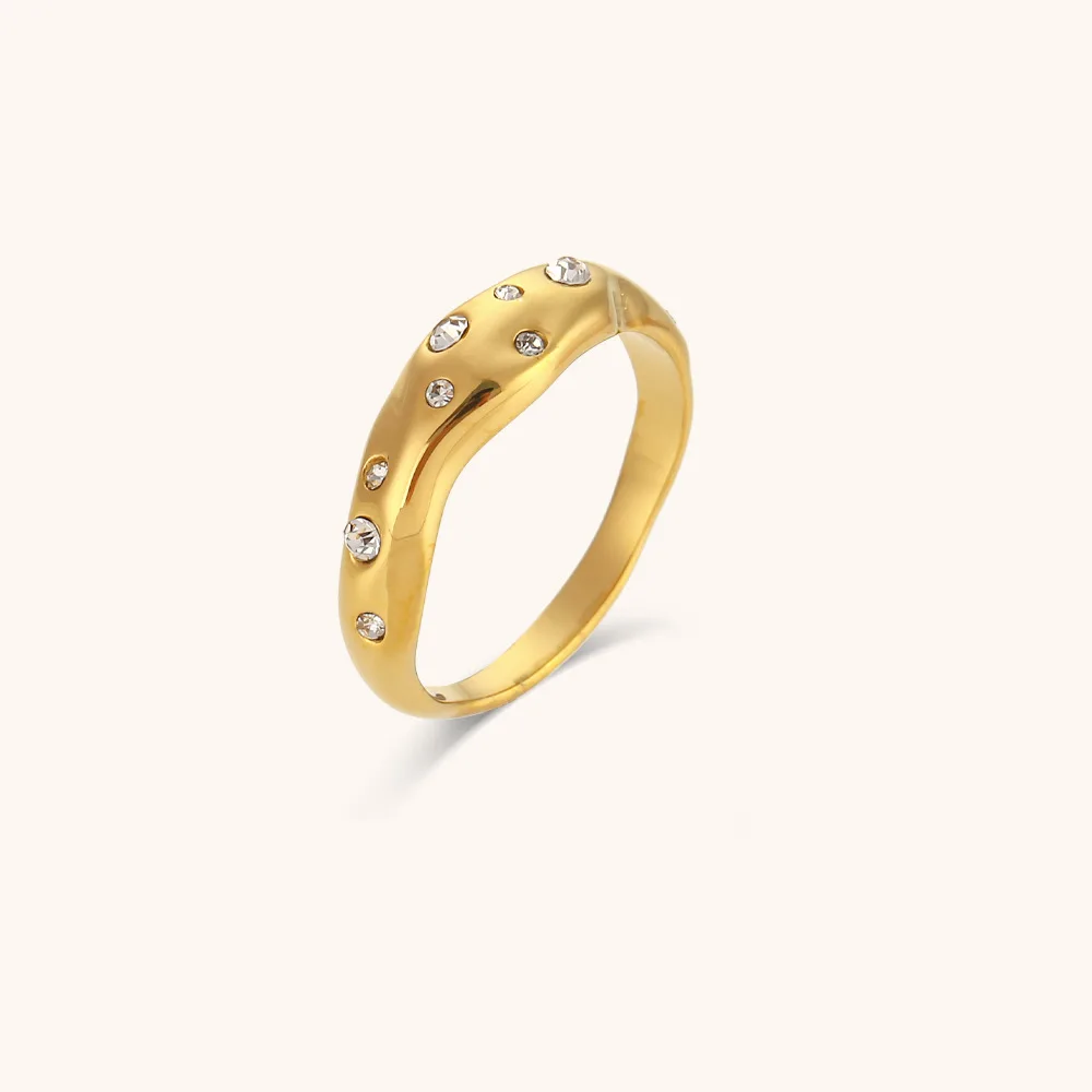 

Irregular Shape Diamond Inlaid Zircon Ring Light Luxury Stainless Steel Plated 18K Gold Ring for Women