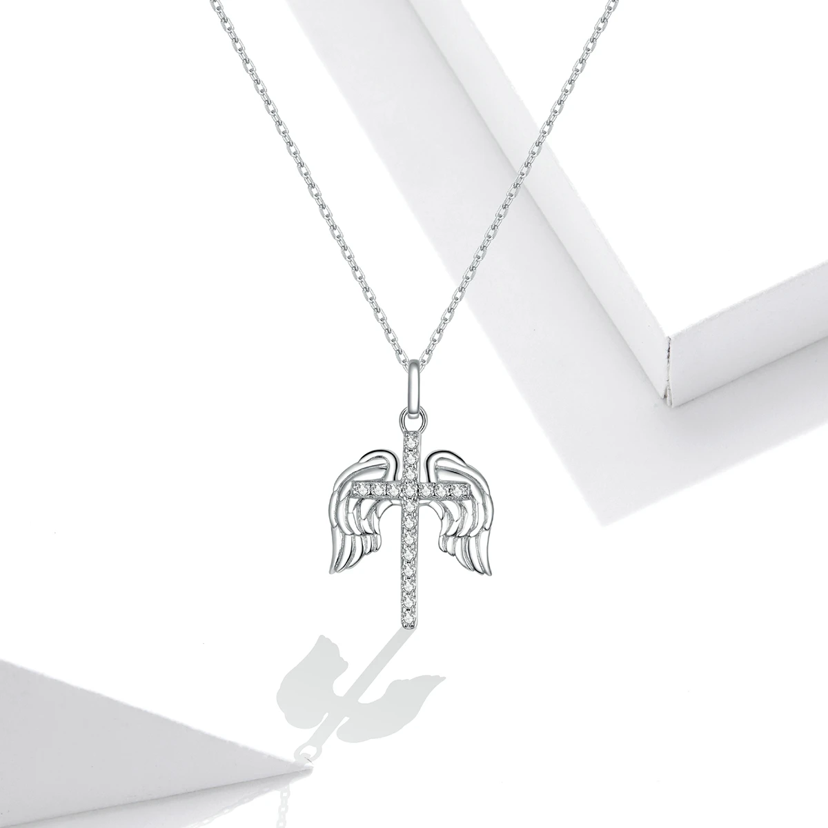 

wholesales fashion zircon jewelry silver cross with wings pendant necklace