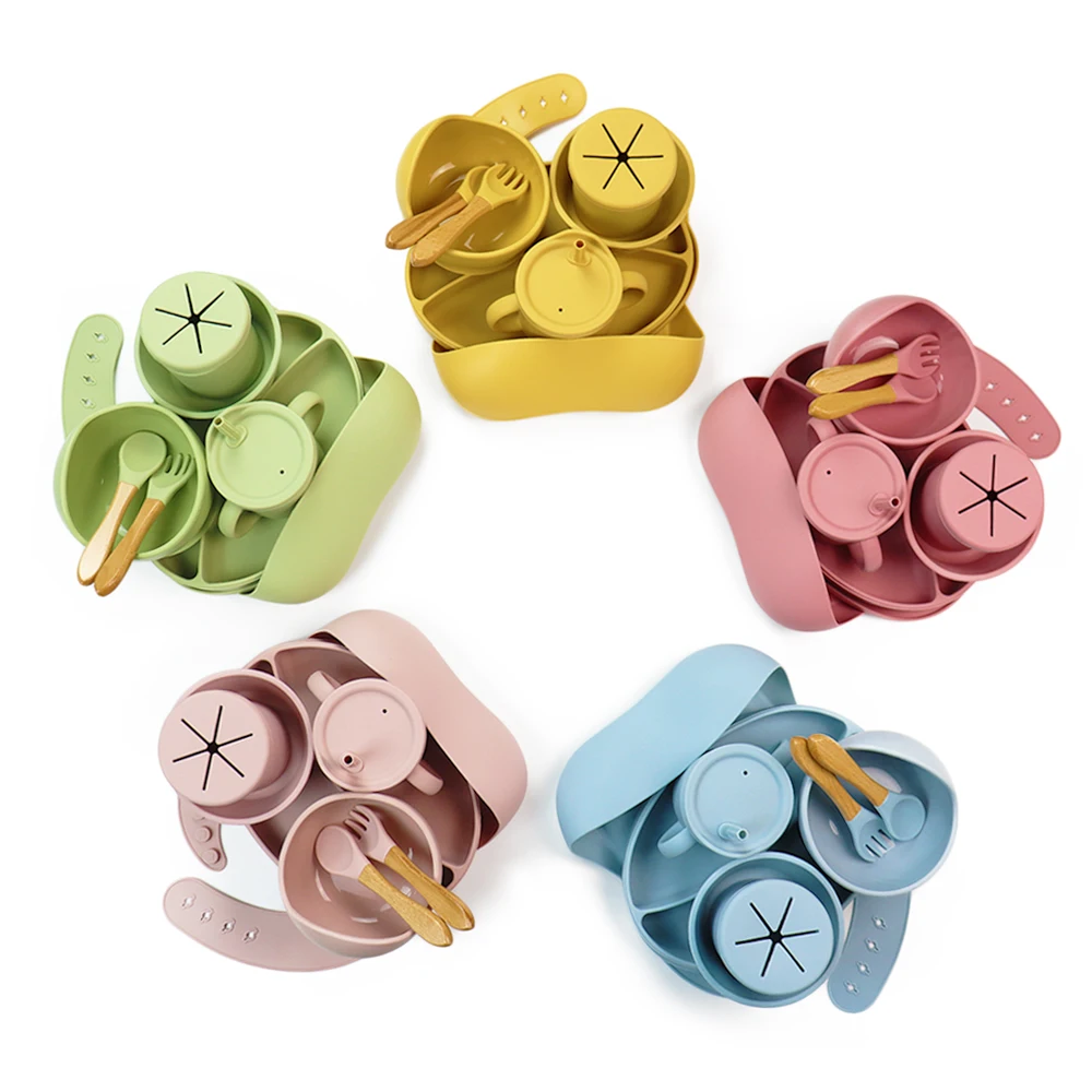 

Eco Friendly Food Grade BPA Free Divided Kids Feeding Set Baby Silicone Suction Plate, Pms color