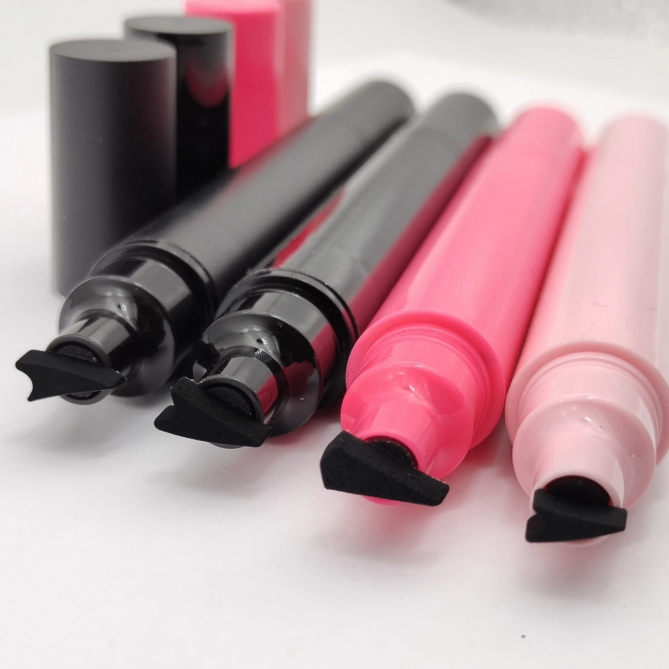 

wholesale custom Eyeliner Stamp 2 double-sided pens winged liquid eyeliner stamp pencil private label