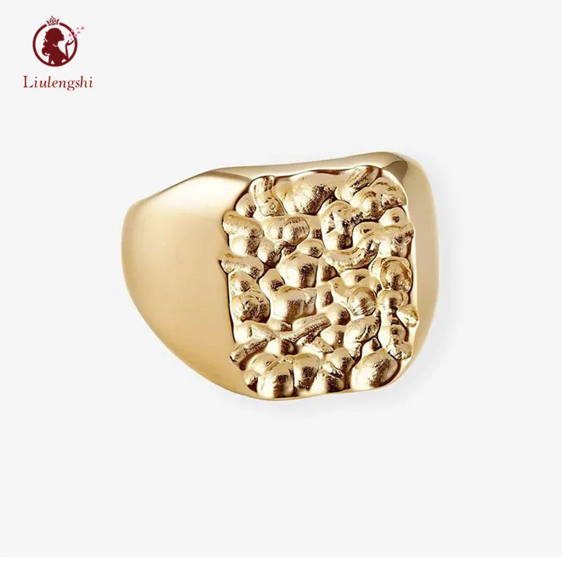 

Custom Inspired 18K Gold IP Plating Stainless Steel Texture Signet Rings Vintage Solid Stainless Steel Nugget Square Ring