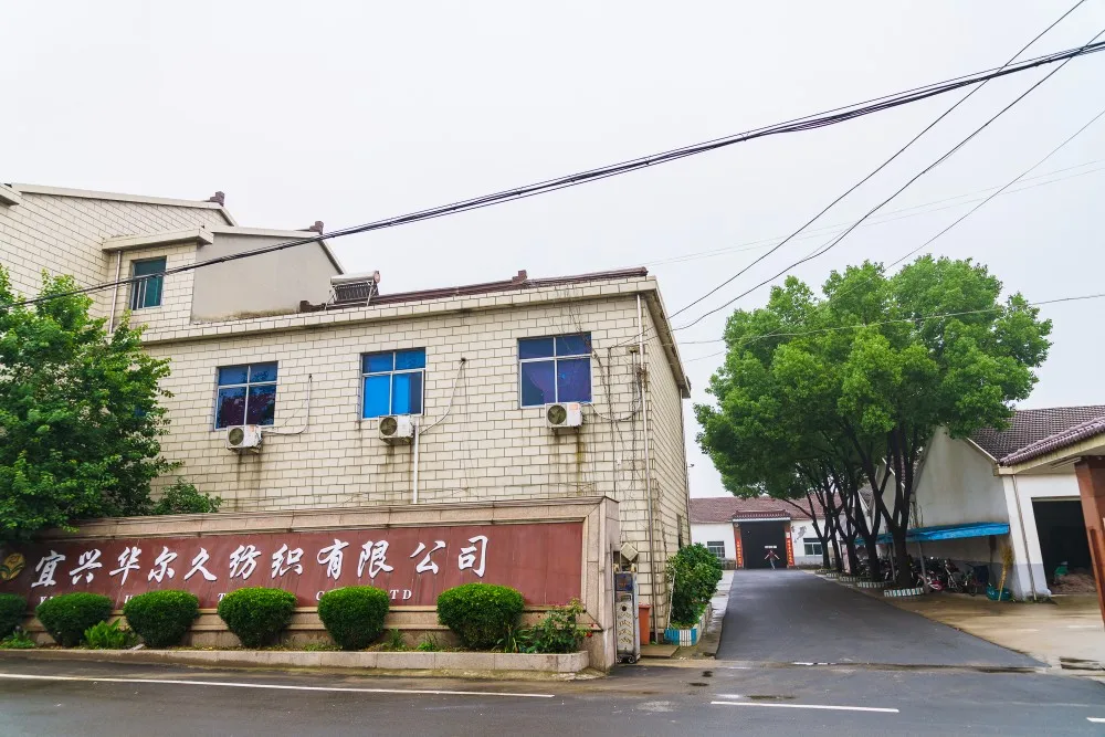 
1/4NM 100% Viscose Chenille Yarn dyed for Knitting 