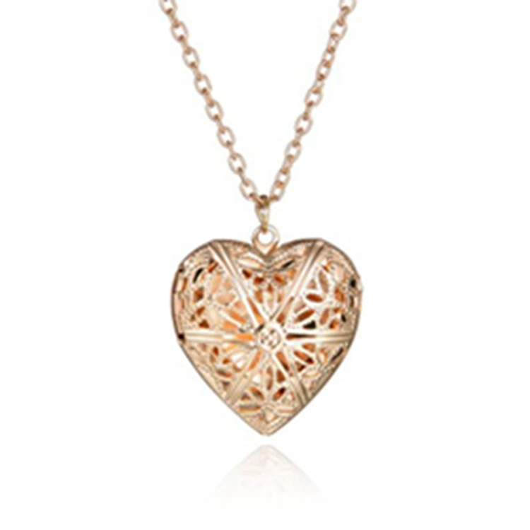 

new ollow Heart Pendant Necklace Fashion Jewelry LOVE Collares Geometric Charm Pendant Necklace