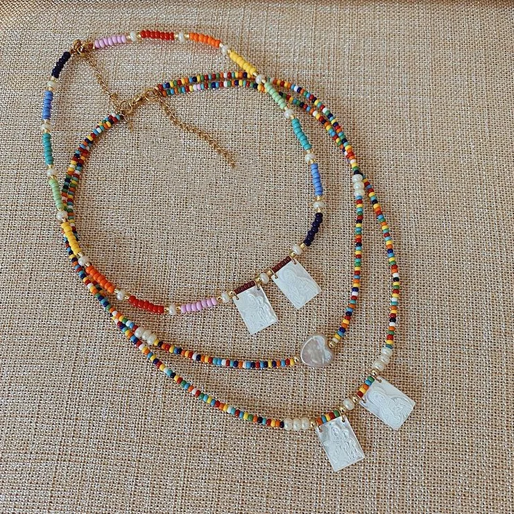 

Wholesale colorful Seed Beads necklace Virgin Mary shell Pendant Choker Necklace for women