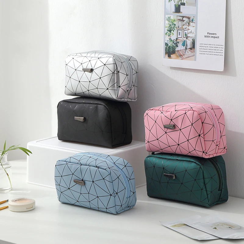 

Women Travel Cosmetic Bag Multifunction Geometric Makeup Bags Waterproof Portable Toiletries Organizer Make up Cases, Customized color
