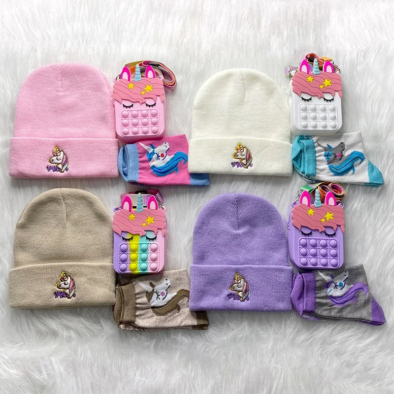 

2021 Fall Winter Socks Cute Mini Kids Purses and Handbags Little Girls Designer 3 Pieces Push Bubble Fidget Purses and Hats Set