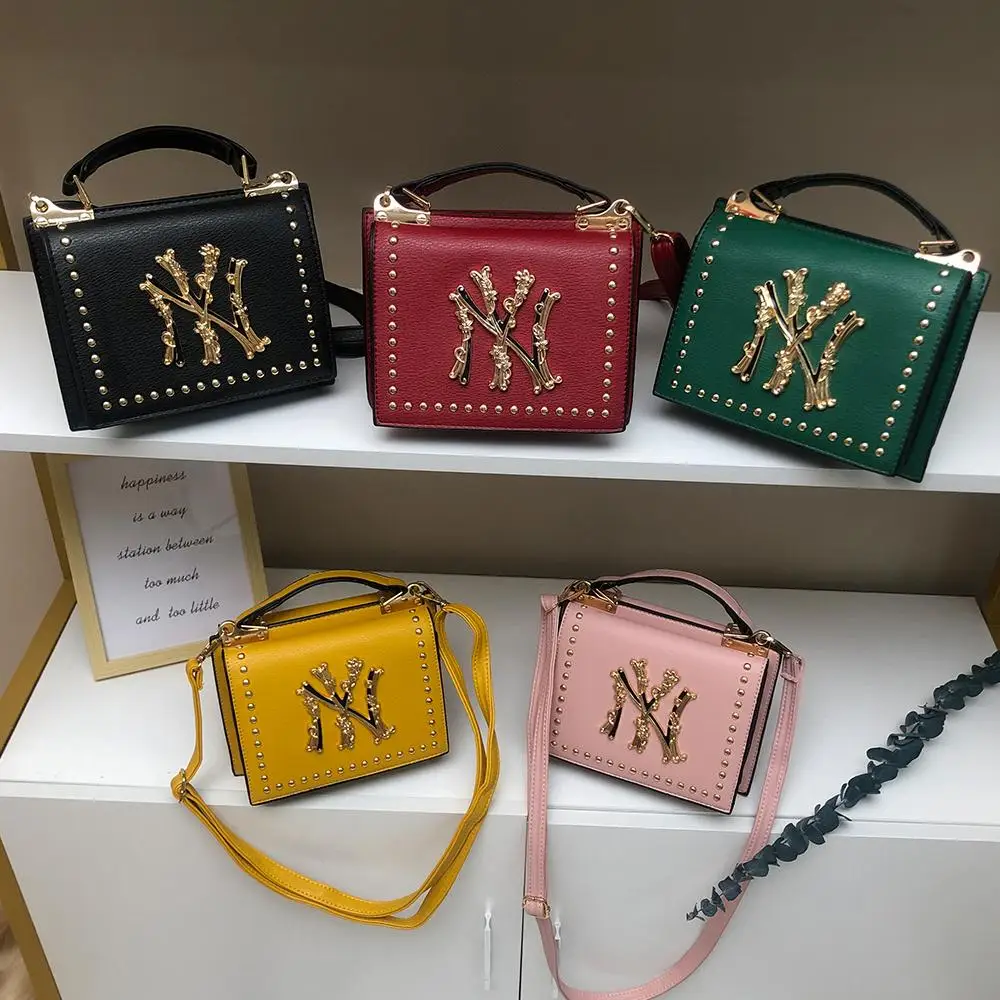 

2021 Hot wholesale fashion designer handbags famous brands trendy purses for ny hat and purse set, 8 colors