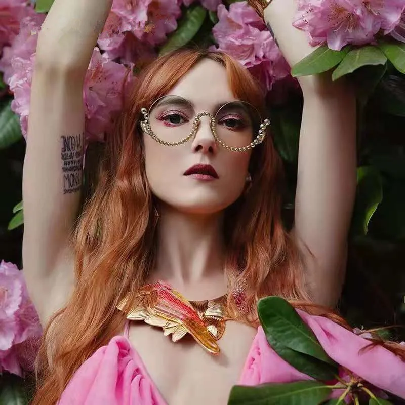 

Luxury Round Rimless Diamond Sunglasses Women Fashion Newest 2021Trendy UV400 Sunglasses For Women 2021, Same as picture