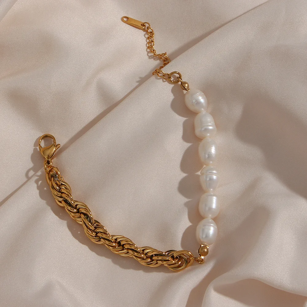 

Fashion Jewelry 2024 Natural Freshwater Pearl Chain Necklace Women's Metal Cold Wind Clavicle Chain Bracelet Matching