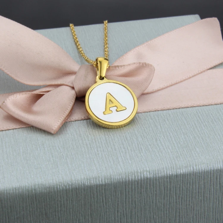 

New Stainless Steel Initial Charm Necklace Letter A-Z Shell Pendant Necklace with Gold Chain