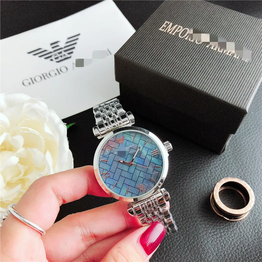 

2021 fashion trend quartz watch ladies fast shipping luxury brand ladies watch with frame 6721BWG