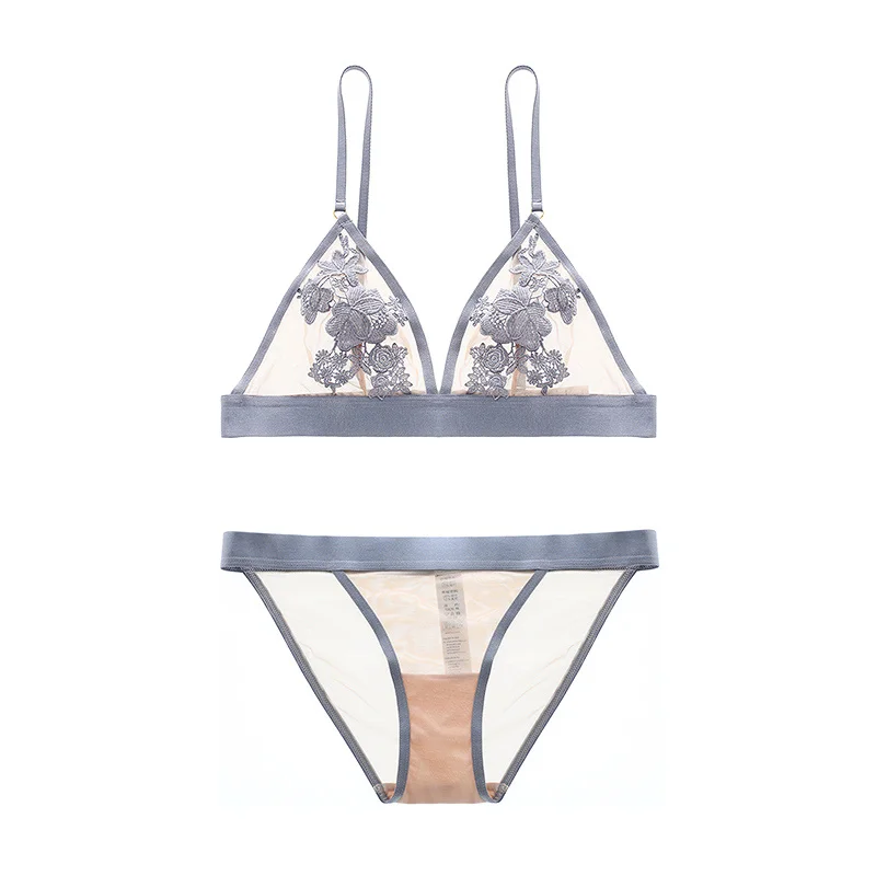 

Young Girl Sexy Wireless Bra and Panty Set