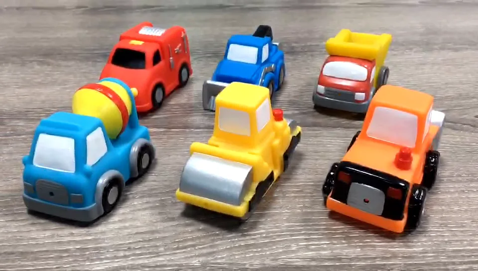 Plastic Tractor Toys Vinyl Toys Pvc Trucks Squirt Engineering Vehicle