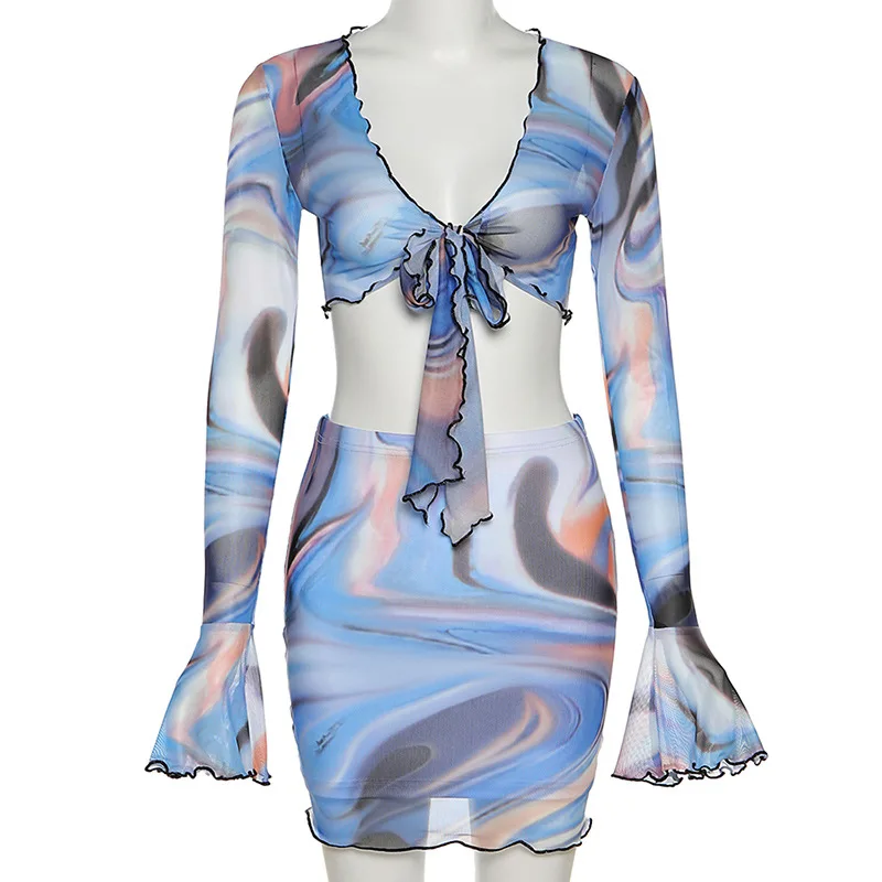 

2021 New Arrivals Spring Printed Designs Women Two Pieces Top with Mesh Skirt Two Pieces Set