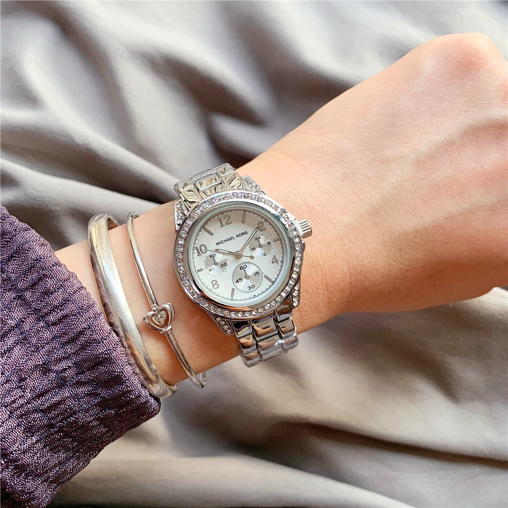 

Hot sale factory luxury watch Free shipping, 5 colors