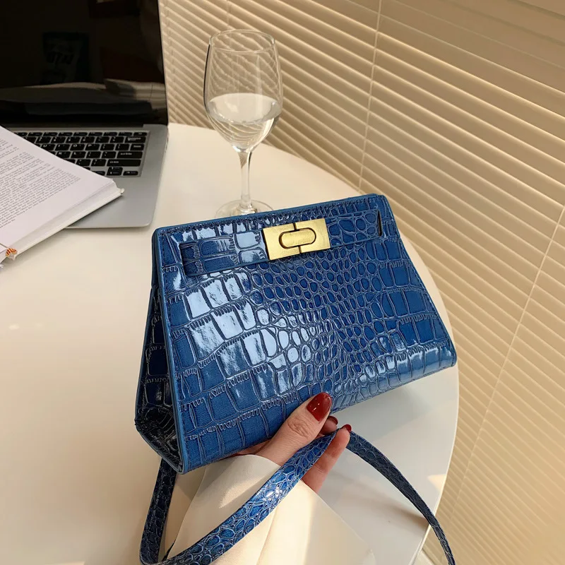

Fashion Crocodile Design Luxury Hand Bag Simple Ladies Crossbody PU Shoulder Bags Underarm Bag Armpit Handbags, White,black,blue