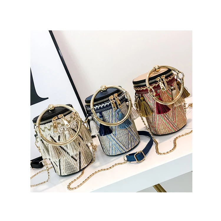 

Ethnic Style Tassel Bucket Shoulder Bag Metal Round Handle Handbags For Women Straw Woven Cylinder Bags Chain Crossbody Bags Sac
