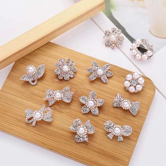 

In Stock Wedding Bouquets Flower Metal Brooch, Gold plated