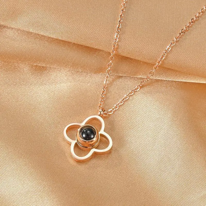 

2022 New Simple Projection Four Clover Lucky Necklace 100 Languages I Love You Necklace For Gifts