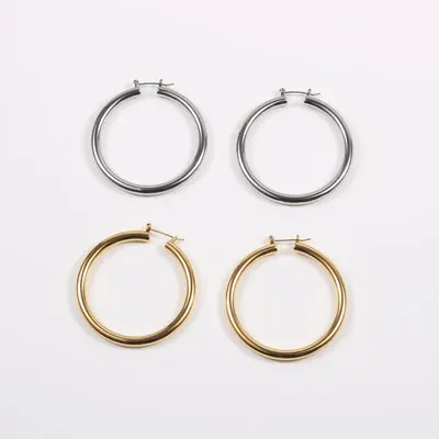 

Vintage Wholesale Trendy Minimalist Hoops Women Geometric 18 K Gold Plated Stainless Steel Large Hoop Earrings, Gold/silver/rose gold