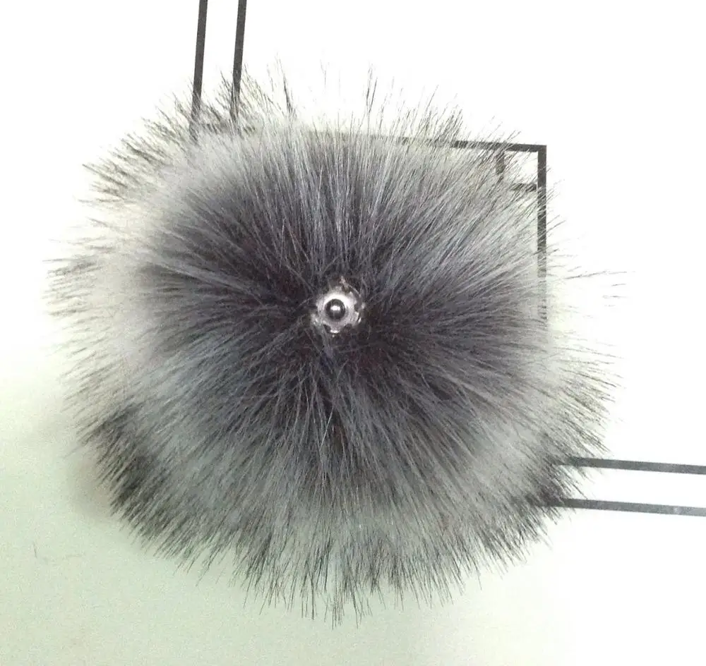 
Factory direct supply customized size fluffy faux or fake Silver Fox fur pom poms 