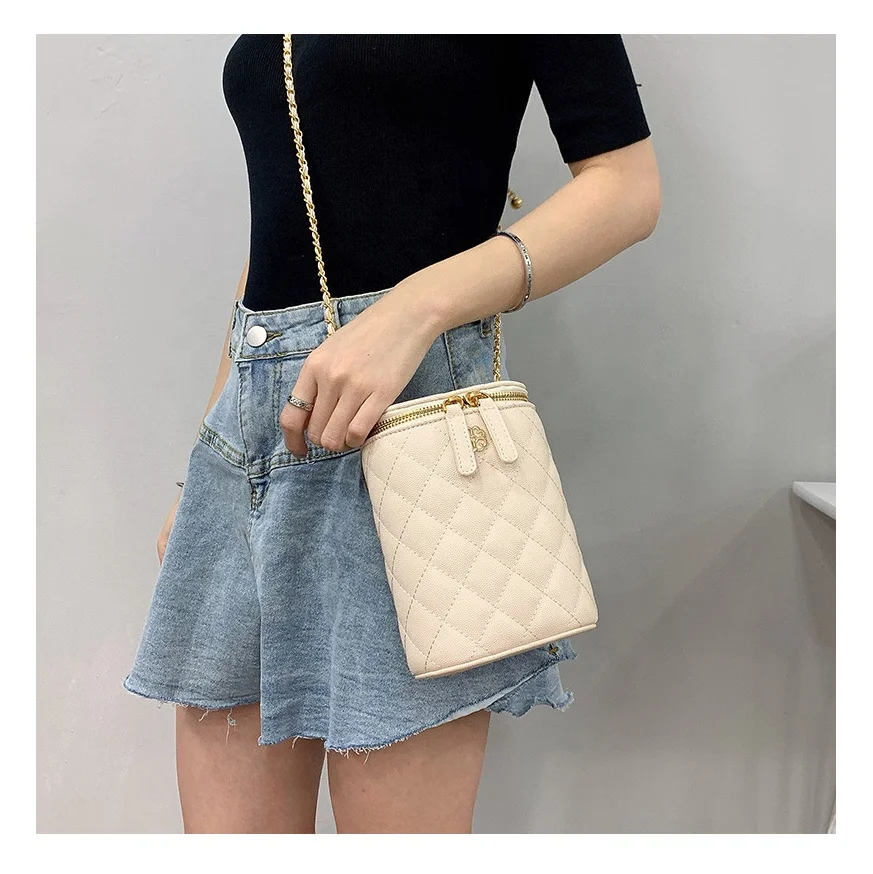 

Summer Autumn 2021 Luxury PU Handbag Leather Bucket Shoulder Bag With Adjustable Long Chain For Women Relaxation Cross Body Bags
