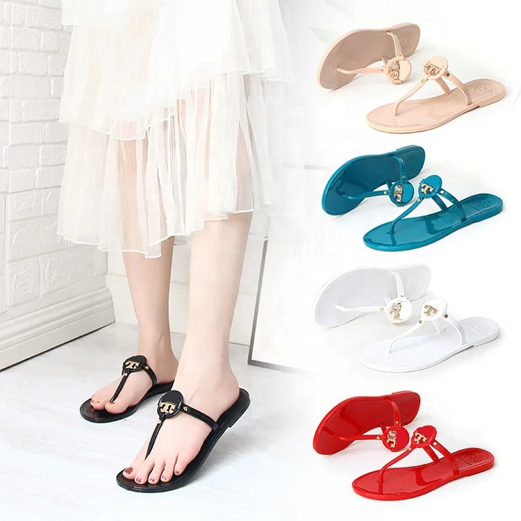 

2022 Summer New Style PVC Crystal Sandals Jelly Slippers Woman Fashion Designer Flip Flops Slippers