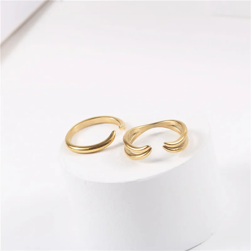 

Geometric Minimalist Glossy Metal Round Croissant Ring Two Styles Simple Horns Opening Women Party Daily Jewelry Gifts