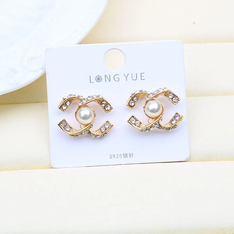 

JL Sample Pearl Crystal Earrings Stud Letter Earrings Luxury Brand For Girls, Gold