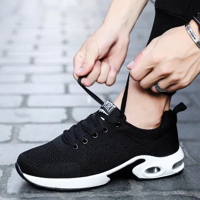 

2021 Men New Casual Sports Shoes Breathable Shock Absorption Running Sneakers