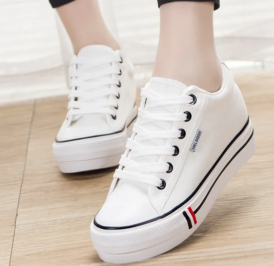 

Wholesale Plain White Casual Sneakers Blank Flat Vulcanized Sports Canvas Shoes Women, Colorful