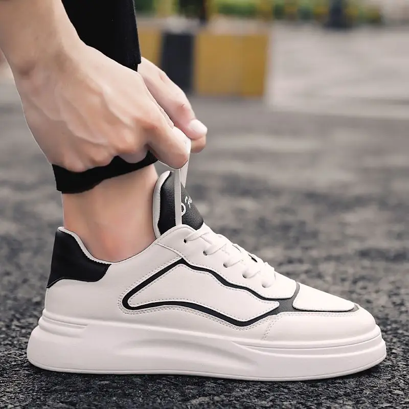 

Wholesale Fashion New Design Breathable Men Light Running Sport Shoes