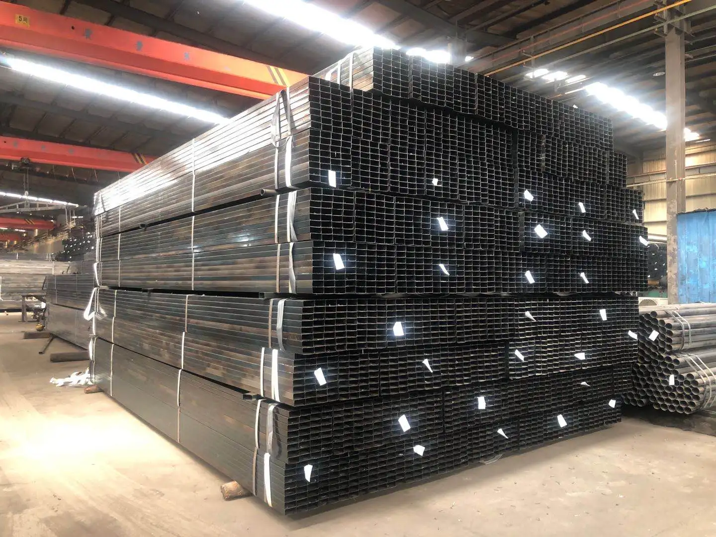 2x2 Low Carbon Steel Square Tube With Holes Astm A35 800mm