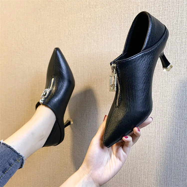 

Women's stiletto heels 2021 new autumn and winter shoes Front zip pocket women's pointed feast pumps, Black, beige