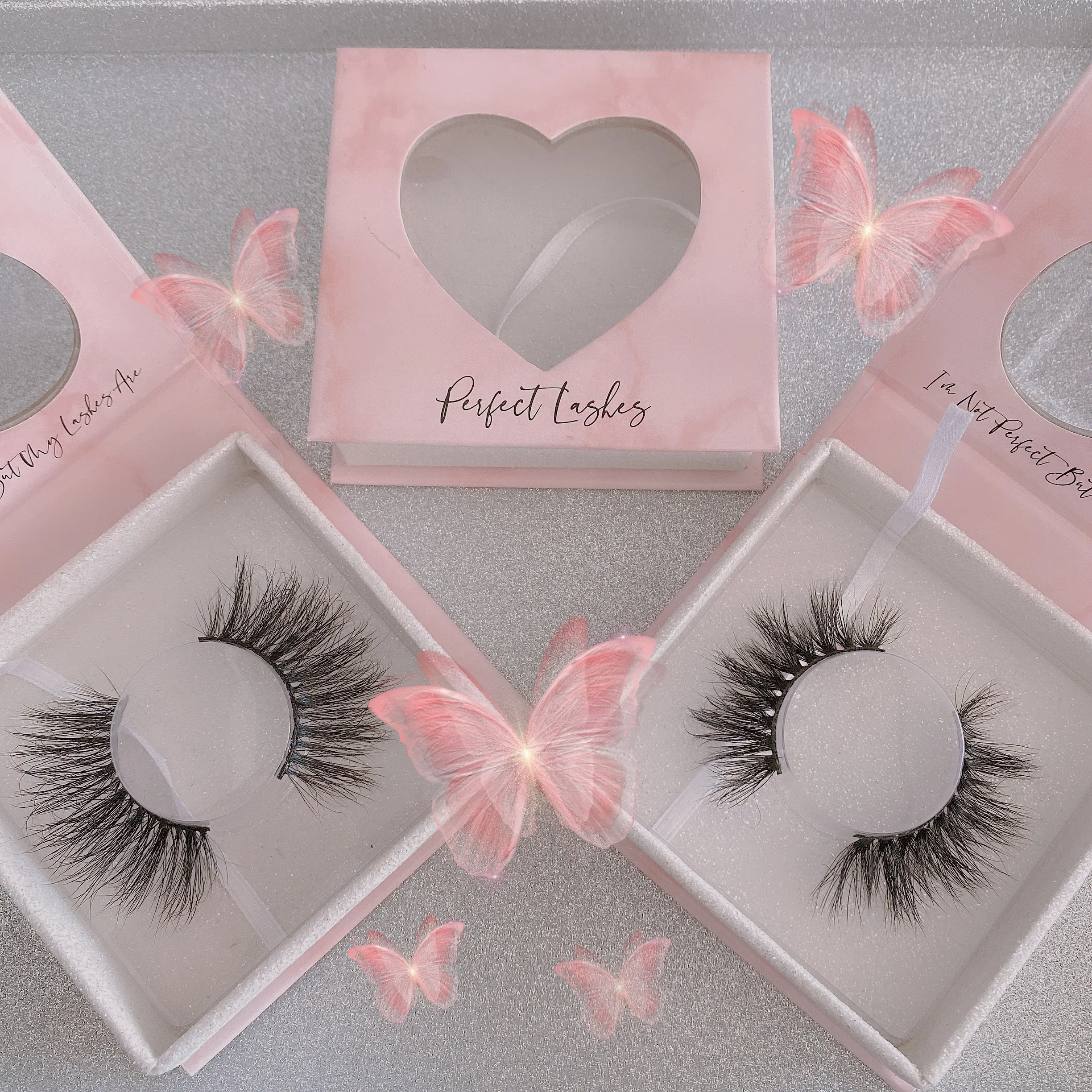 

mink lashses with packaging heart shaped lash boxes create your own brand eye lashes