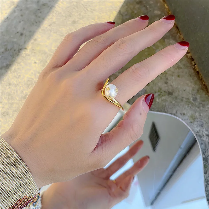 

JUHU Niche Fashionable Design Gold Powder Index Finger Ring Girl French Retro Pearl Inlaid Gold Foil Ring Open Adjustable