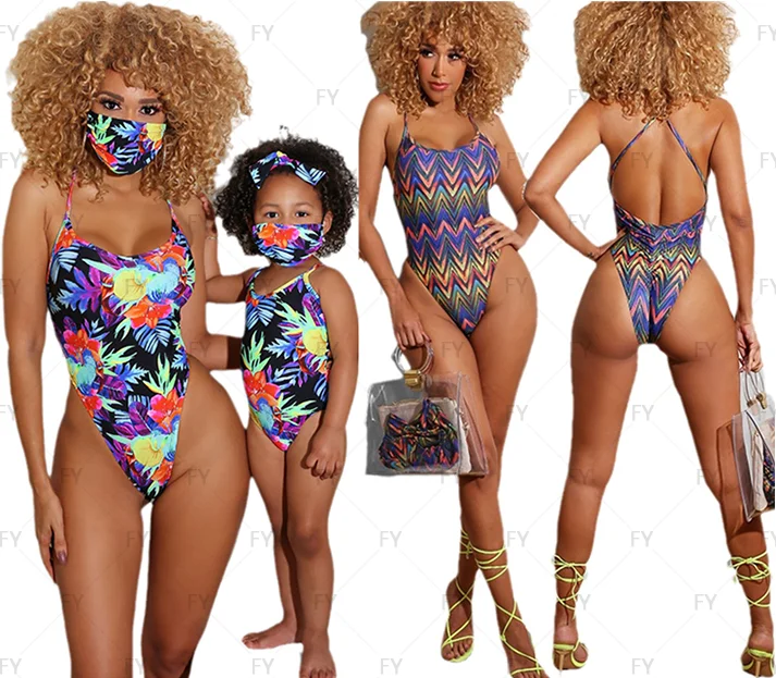 

2021 Wholesale Custom Women Beach Wear Print Designer Swimsuits Bathing Suits Parent-Child Swimwear Matching Mommy and Me Bikini, Custom color