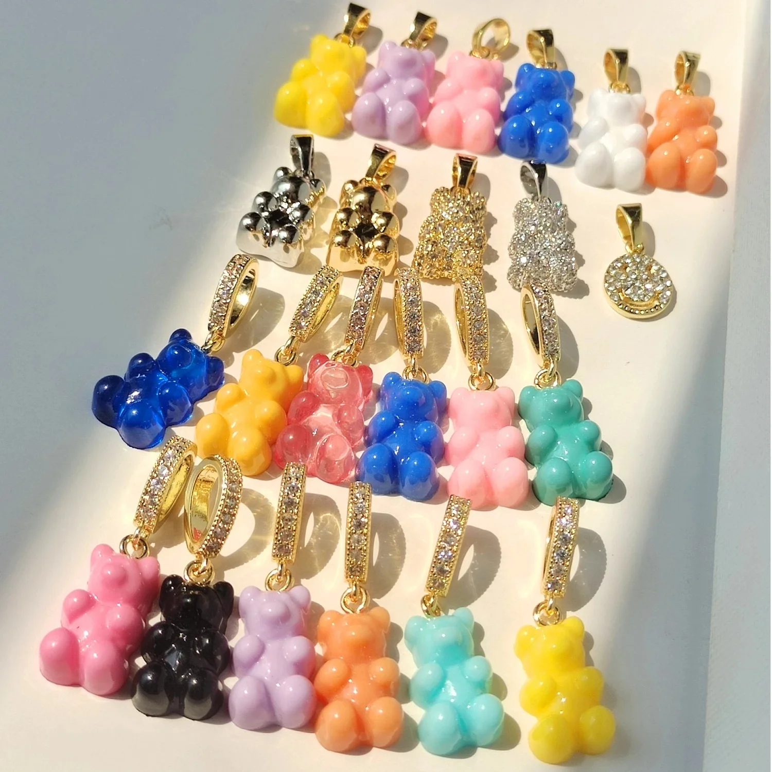 

2021 New Multicolor Resin Bear Pendant Necklaces Zircon Crystal Pearl Chain Charm Necklace for Women Girls Trendy Party Jewelry