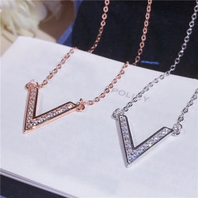 

100% 925 Sterling Silver Exquisite Rose Gold Color V Shape Zircon Letter Pendant Necklace Jewelry Gift for Women