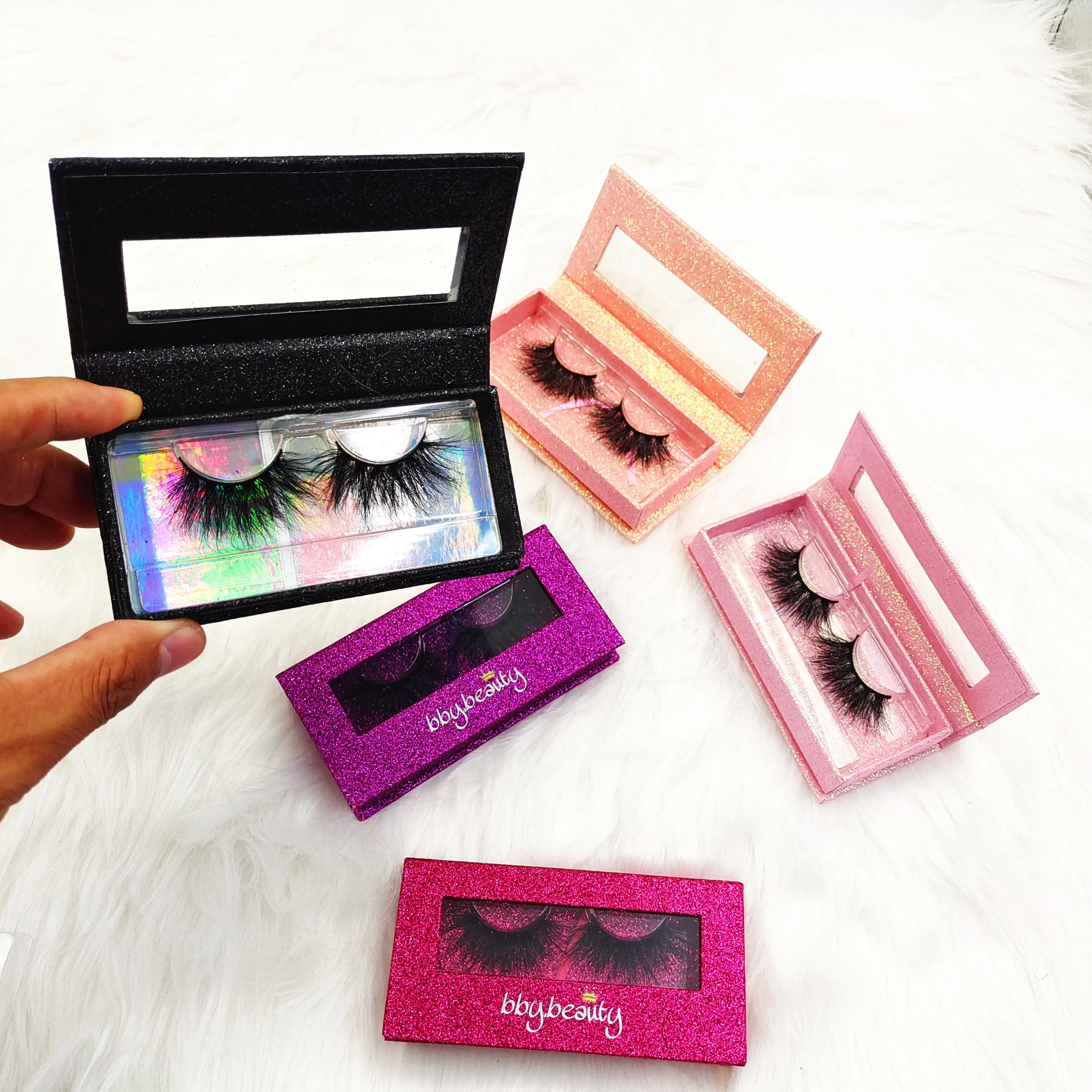 

Wholesale dramatic 25mm mink eyelash vendor diamonds customized boxes packaging cases fluffy 5d mink eyelashes
