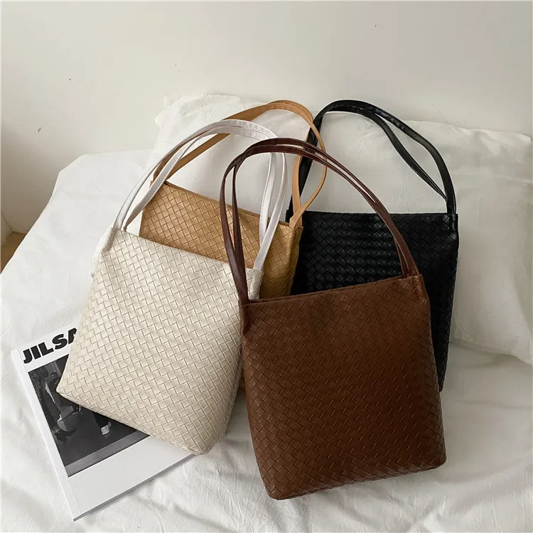 

Bulk Selling Good Quality Messenger Bags Students Pu Book Shoulder Bags With Bear