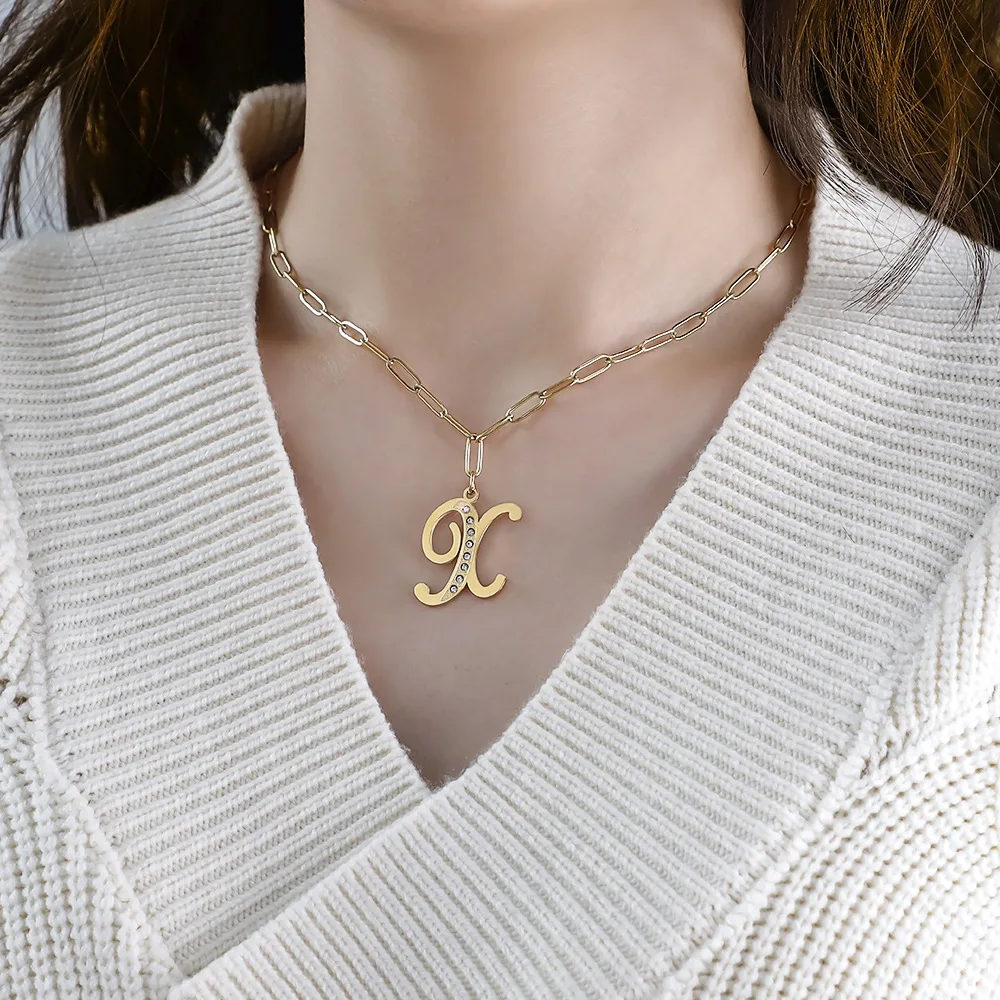 

Xunbei Newest Best Selling Stainless Steel Jewelry Diamond Initial Letter Necklace