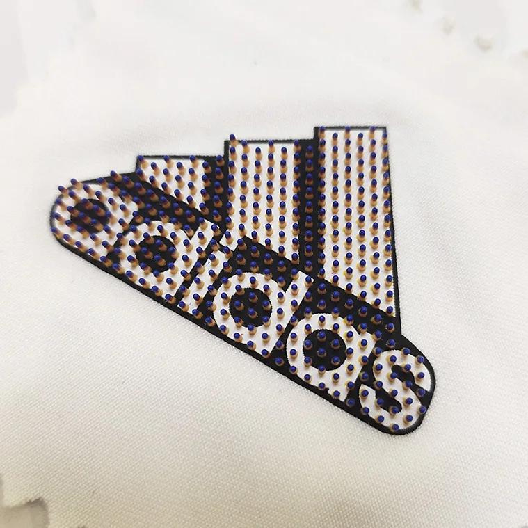 

cloth raised silicone tpu 3d heat transferprinting label, Custom color